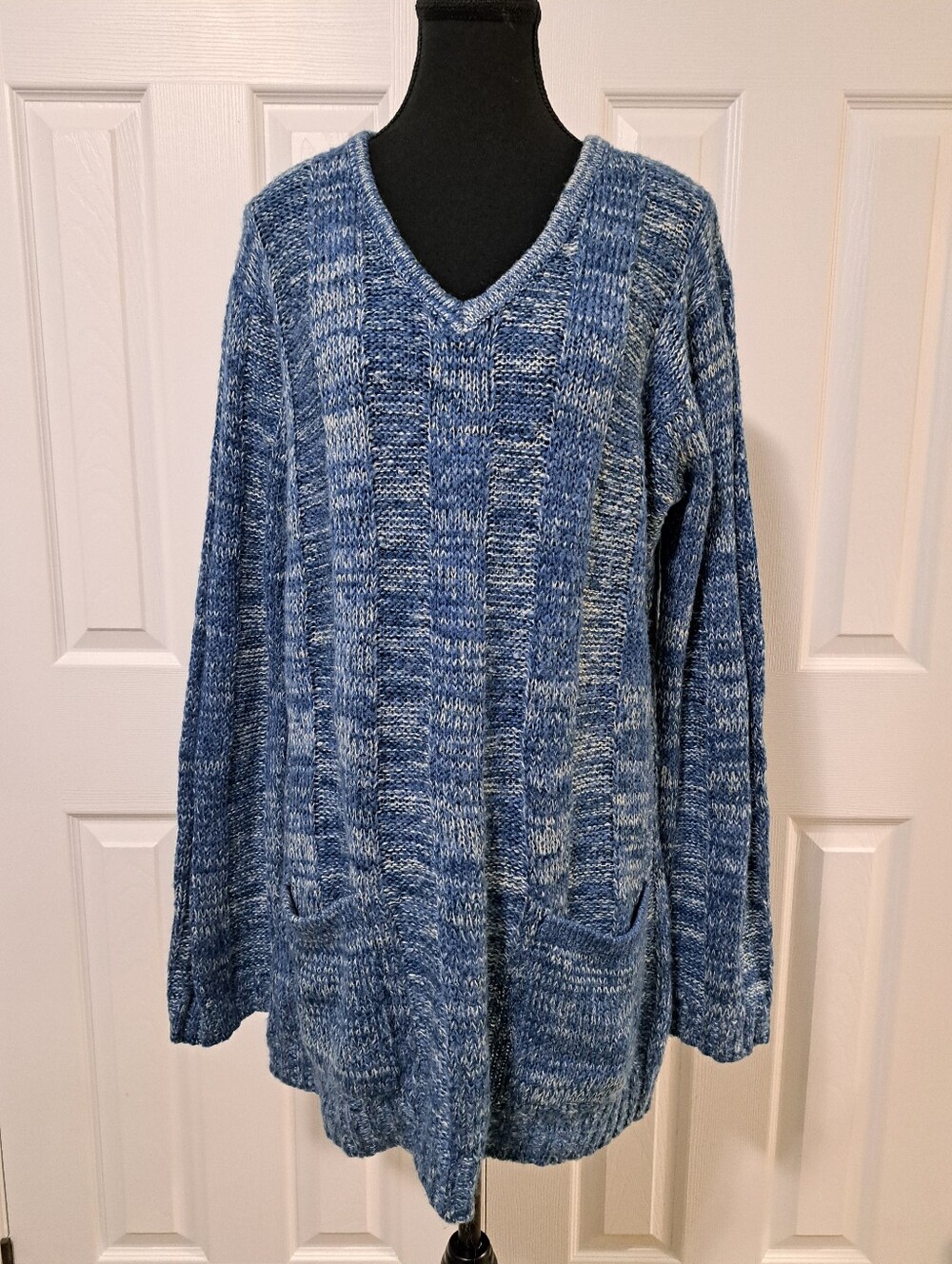 Blue Crush Knit Sweater Size XL Pockets Textured Marled Knit Fall Blue White